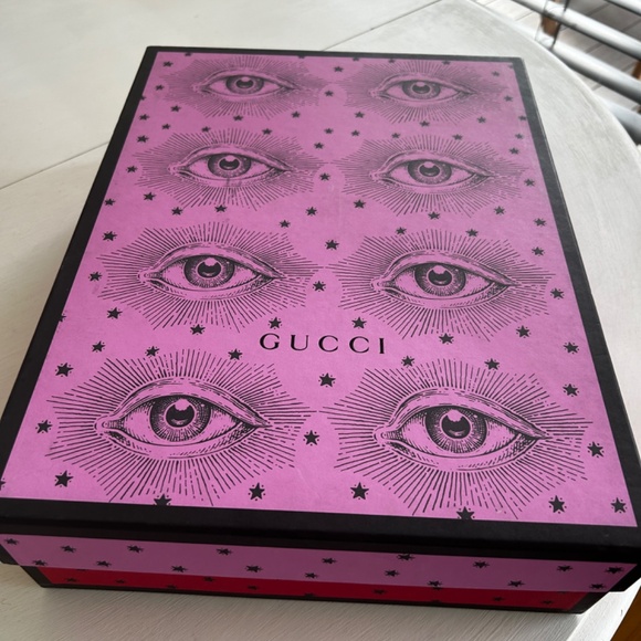 Auth new in box Gucci Elaisa black leather pumps with pearl bows size 38.5 - Picture 12 of 12